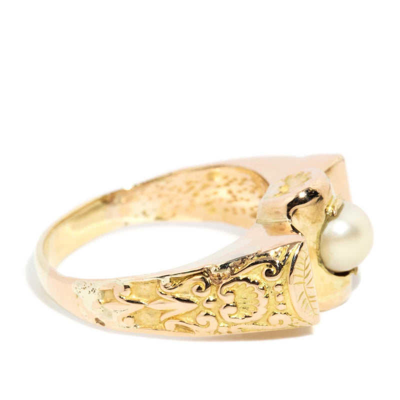 Alina 1940s Art Deco Pearl Textured Ring 15ct Gold