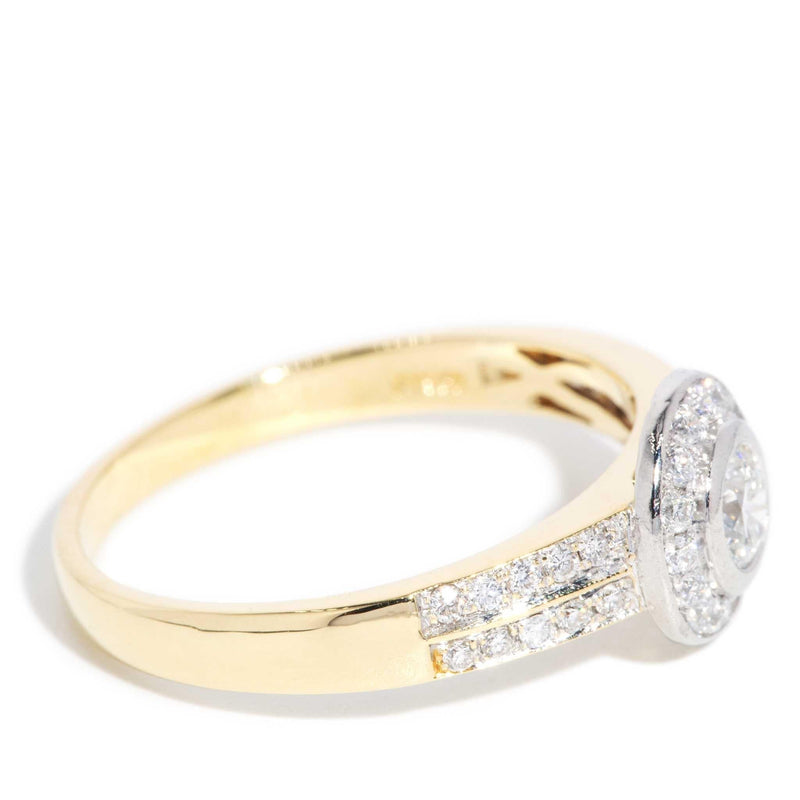 Aphra 1990s Diamond Halo Ring 18ct Gold