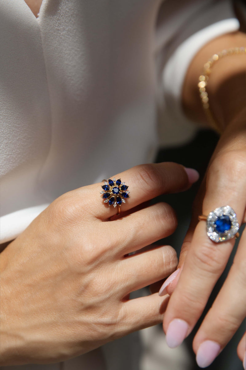 Vintage Circa 1990s Diamond Sapphire Cluster Ring14ct Yellow Gold