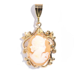 Cherie 1960s Lady Shell Cameo Pendant 9ct Gold