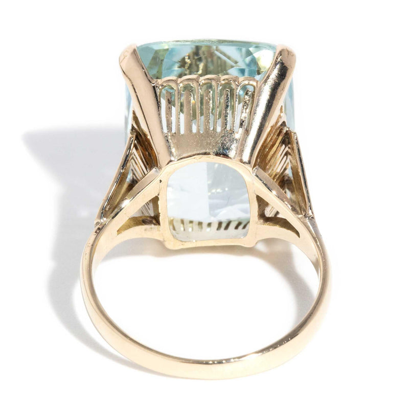 Cove 1950s Aquamarine Ring 11ct Yellow Gold