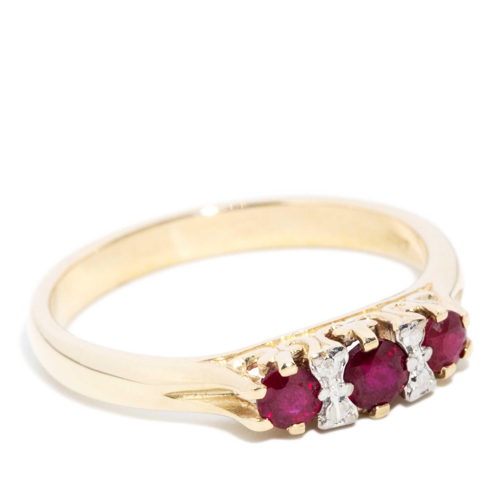 Elliot Ruby London Bridge Ring 9ct Gold