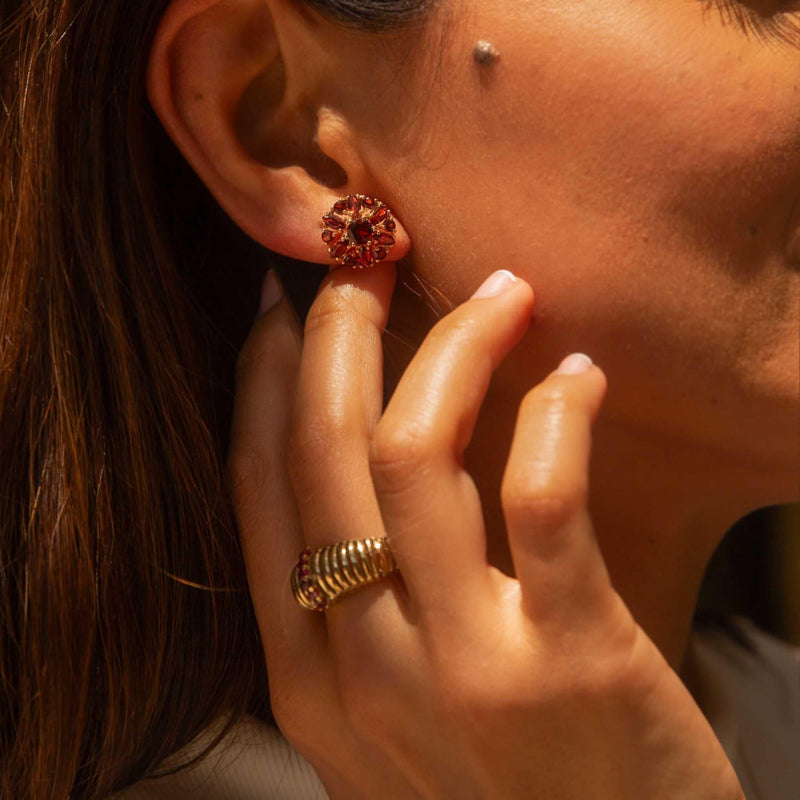 Emil 1980s Garnet Cluster Stud Earrings 9ct Gold