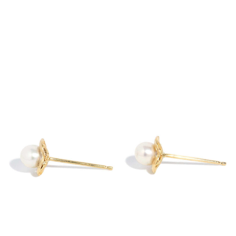 Francine 1990s Pearl Flower Studs 14ct Gold