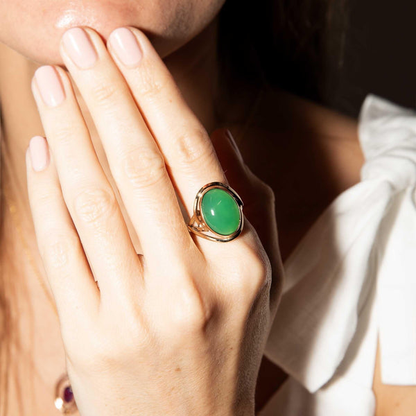 Hattie 1980s Chrysoprase Cabochon Ring 9ct Gold