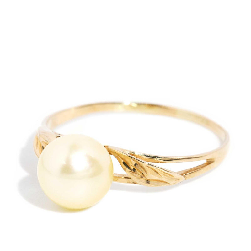 Kiki 1970s Pearl Solitaire Leaf Ring 9ct Gold