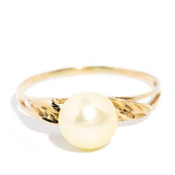 Kiki 1970s Pearl Solitaire Leaf Ring 9ct Gold