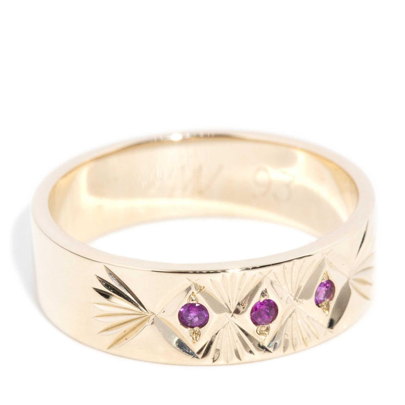 Laelia 1970s Pink Sapphire Band 9ct Yellow Gold