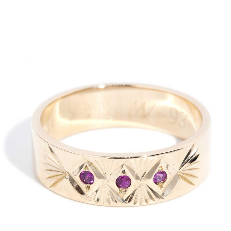 Laelia 1970s Pink Sapphire Band 9ct Yellow Gold