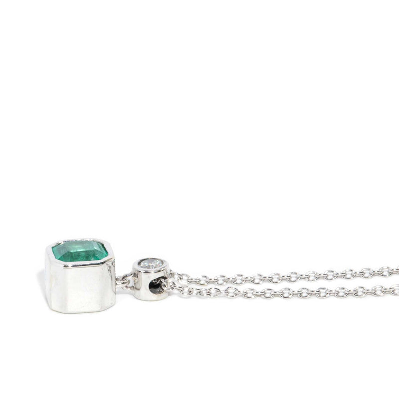 Lily Reinvented Emerald & Diamond Necklet 18ct White Gold