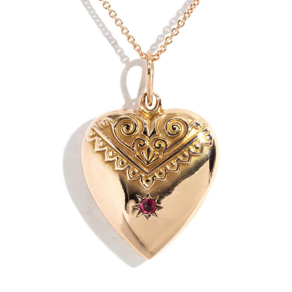 Lovella Antique Victorian Garnet Heart Locket 9ct Gold