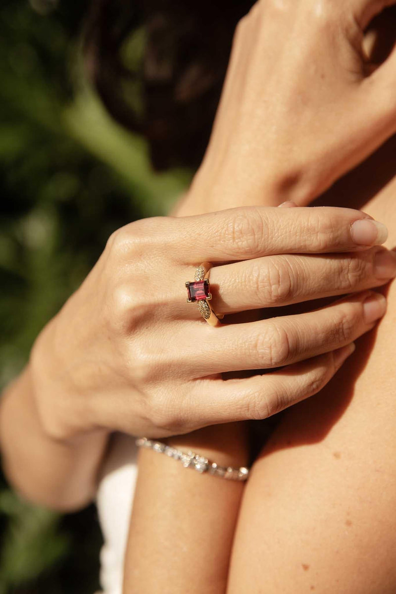 Morrisette 1990s Rhodolite Garnet & Diamond Ring 18ct