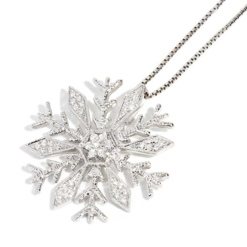 Spencer 1990s Diamond Snowflake Pendant & Chain 18ct White Gold