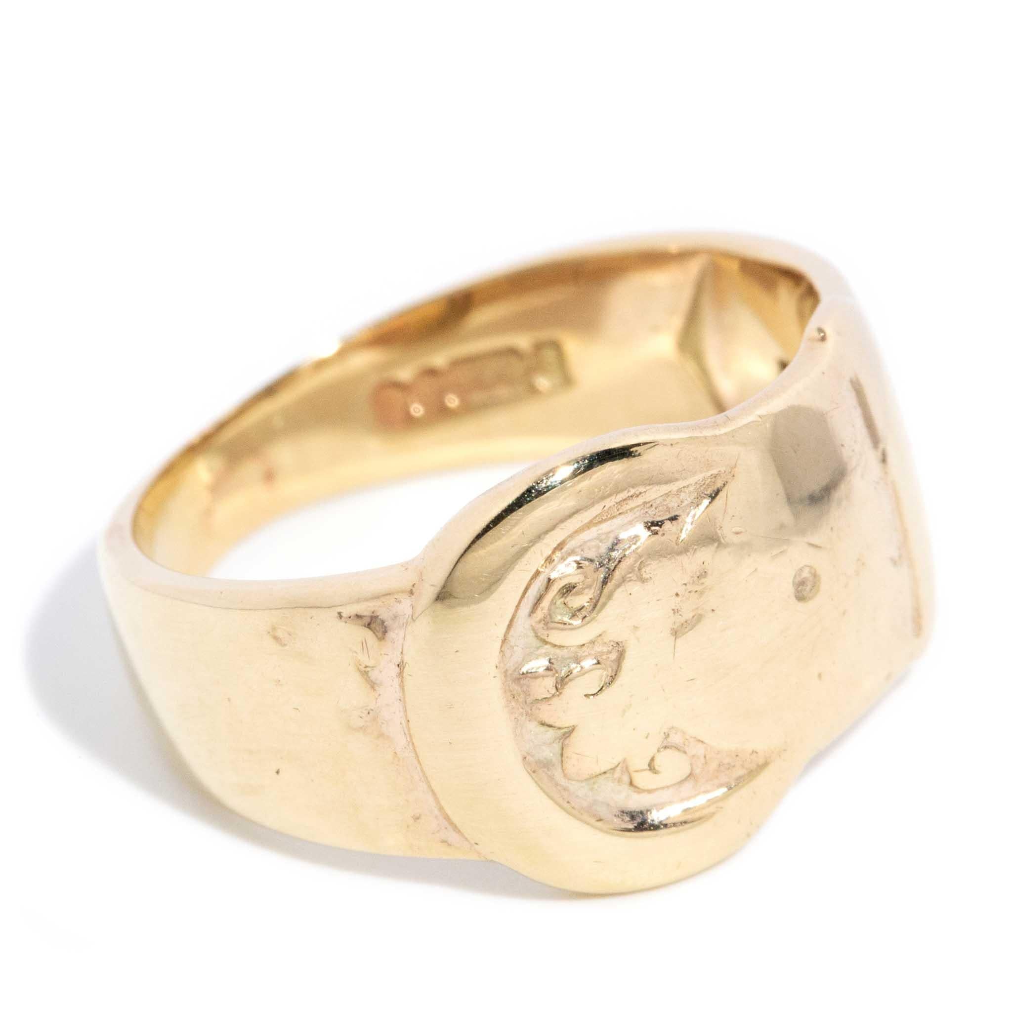 Sunny 1960s Buckle Ring 9ct Gold