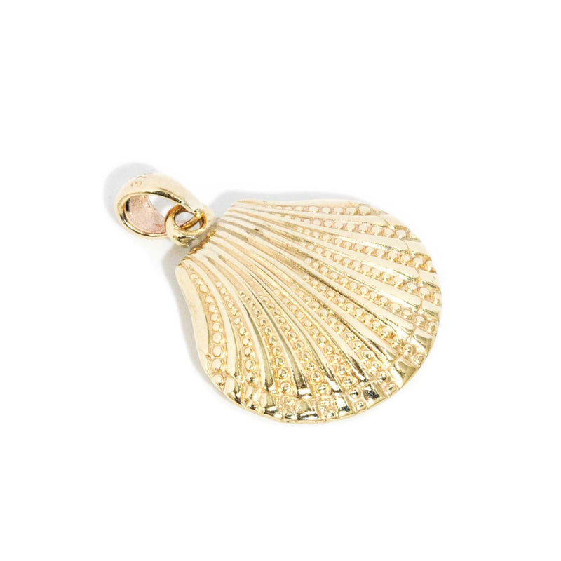 Cerese 1980s Vintage Seashell Pendant 9ct Gold