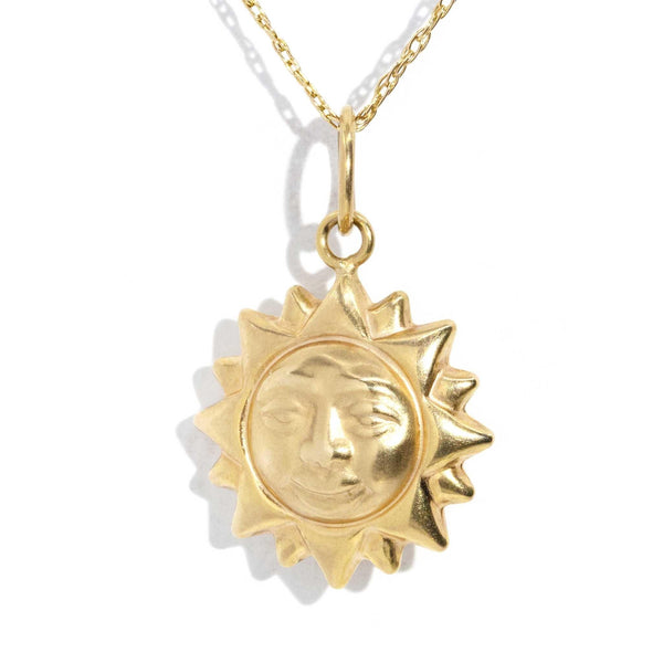 Sola 1990s Happy Sun Pendant & Chain 9ct Gold