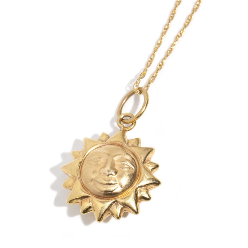 Sola 1990s Happy Sun Pendant & Chain 9ct Gold