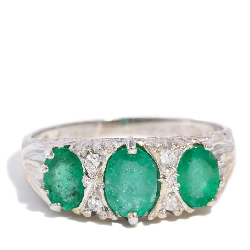 Zyla 1980s Diamond Emerald Ring 9ct Gold